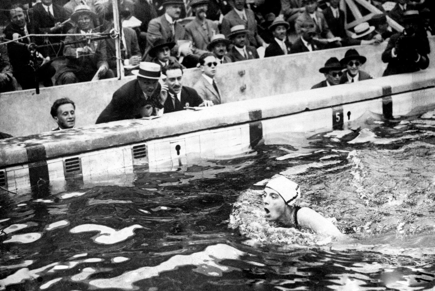 photos: see how paris has evolved from the 1924 summer olympics to today