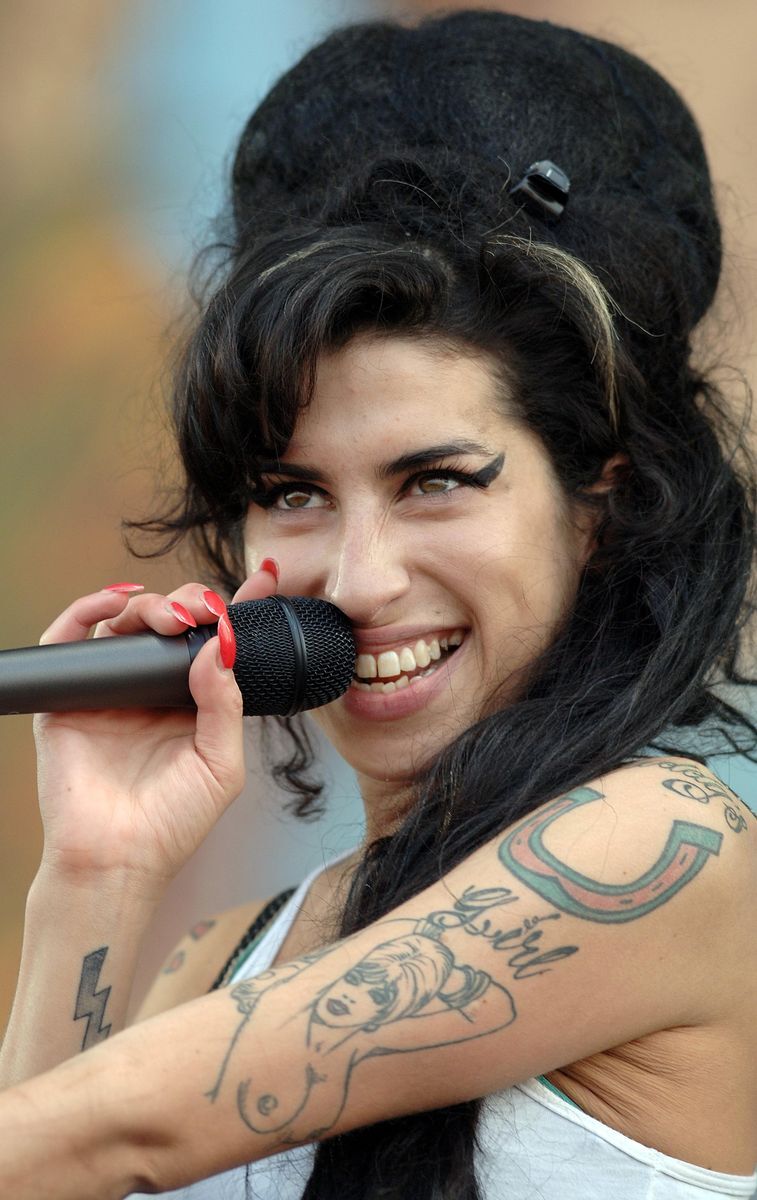 Remembering Amy Winehouse Her Life In Pictures 7307