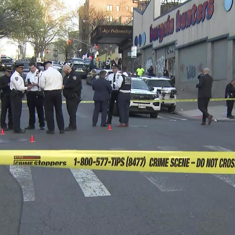 Gunmen on scooters kill 1, leave 3 injured in the Bronx