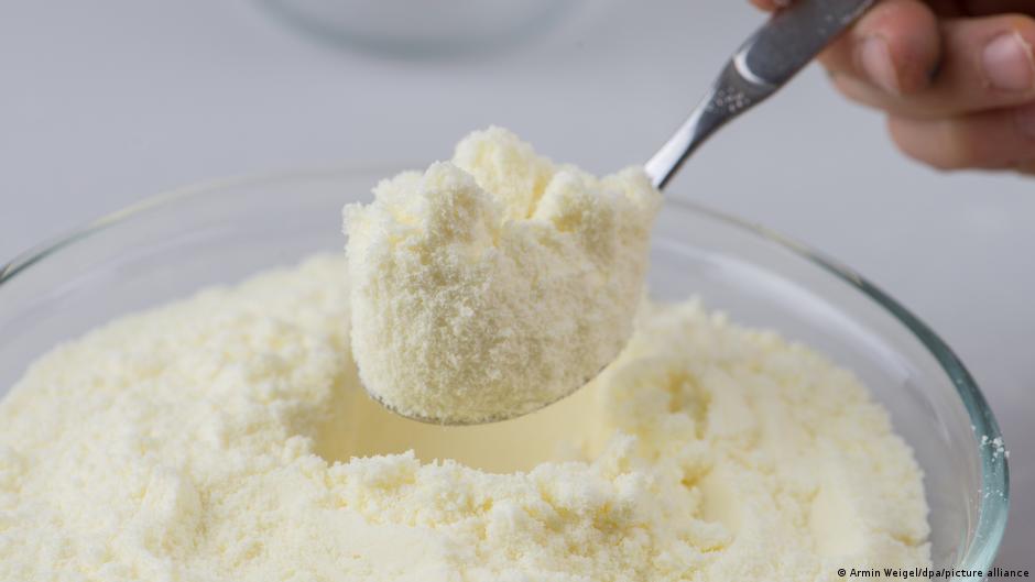 nestlé adiciona açúcar em produtos para bebês, denuncia ong