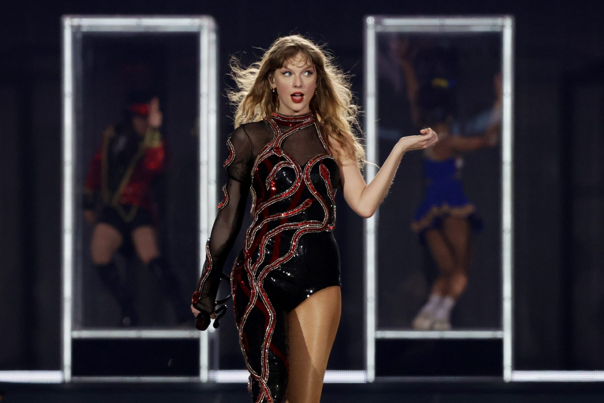 beware, swifties. a major british bank just issued a warning after fans lost an estimated $1 million in taylor swift concert ticket scams