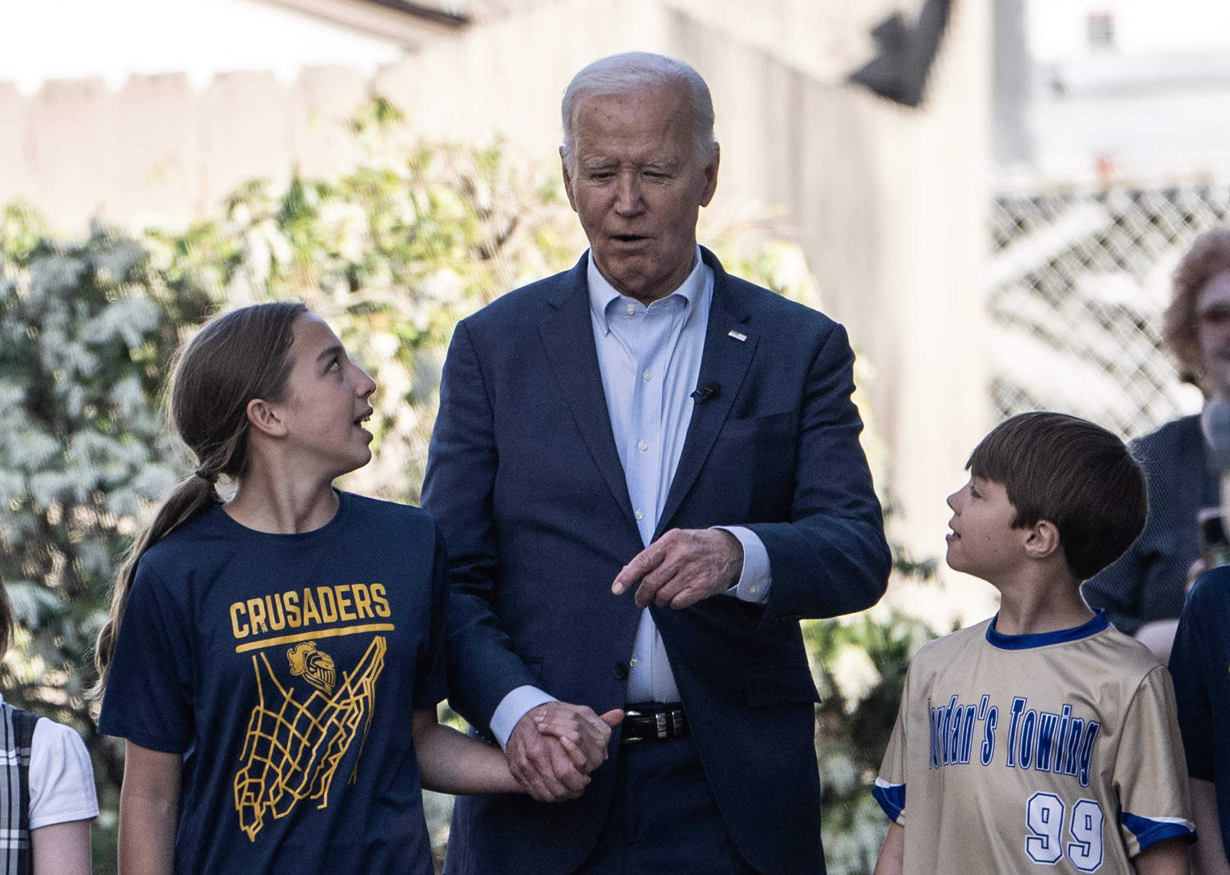 election 2024 latest news: biden gathers with steelworkers in battleground state of pennsylvania