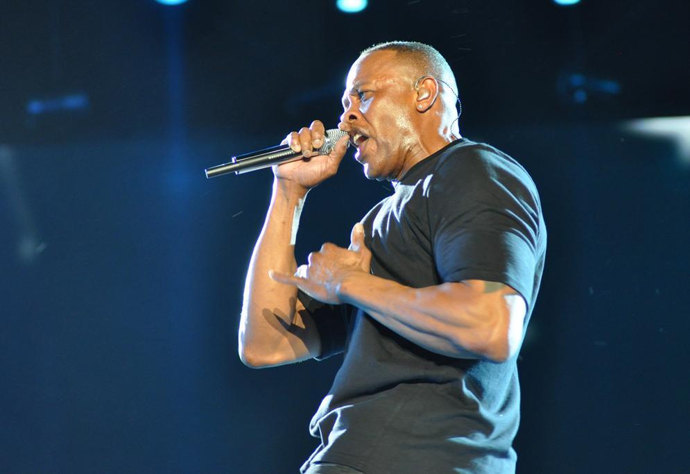 <p>If you wanted to say that someone was acting crazy about something in the '90s, you could accuse them of "trippin'." Dr. Dre made this meaning popular in his song "Nothin' But a G Thang."</p>