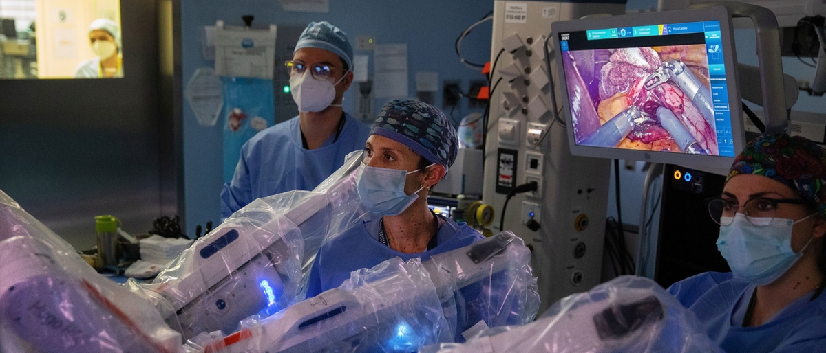 chirurgia robotica, al sant’orsola rimossi due tumori maligni nella stessa operazione