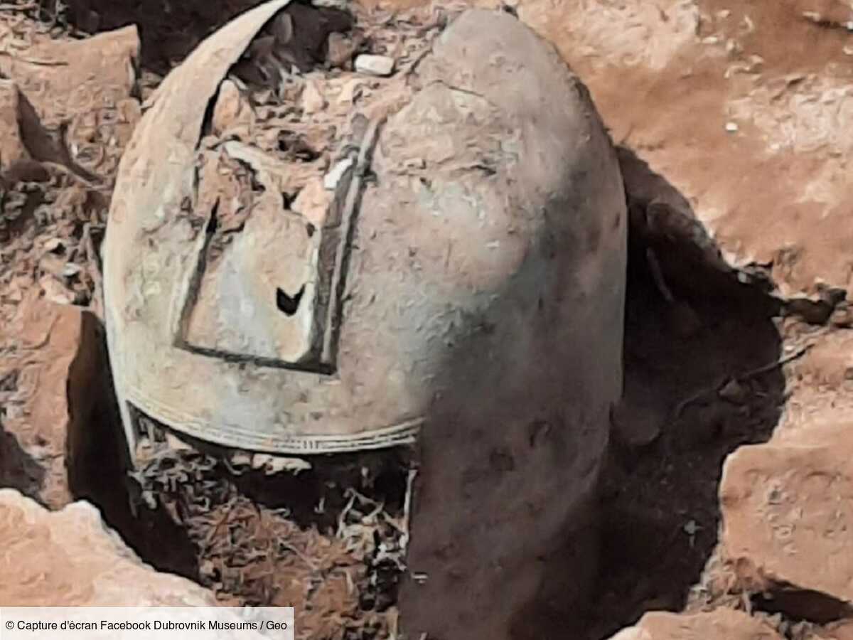 en croatie, des archéologues exhument un rare casque de guerrier vieux de 2 500 ans