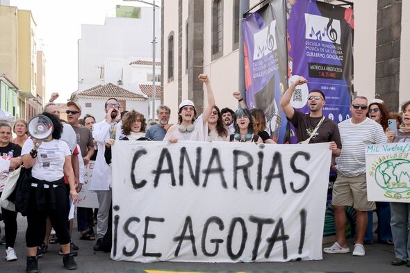 tenerife hunger strikers showing 'very alarming' signs as ambulances rush to protesters