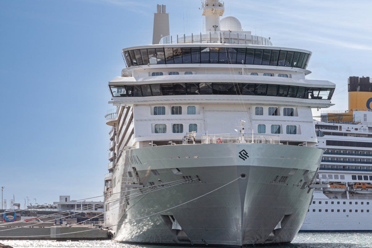 cruise passengers stuck down by sickness bug on silversea cruise