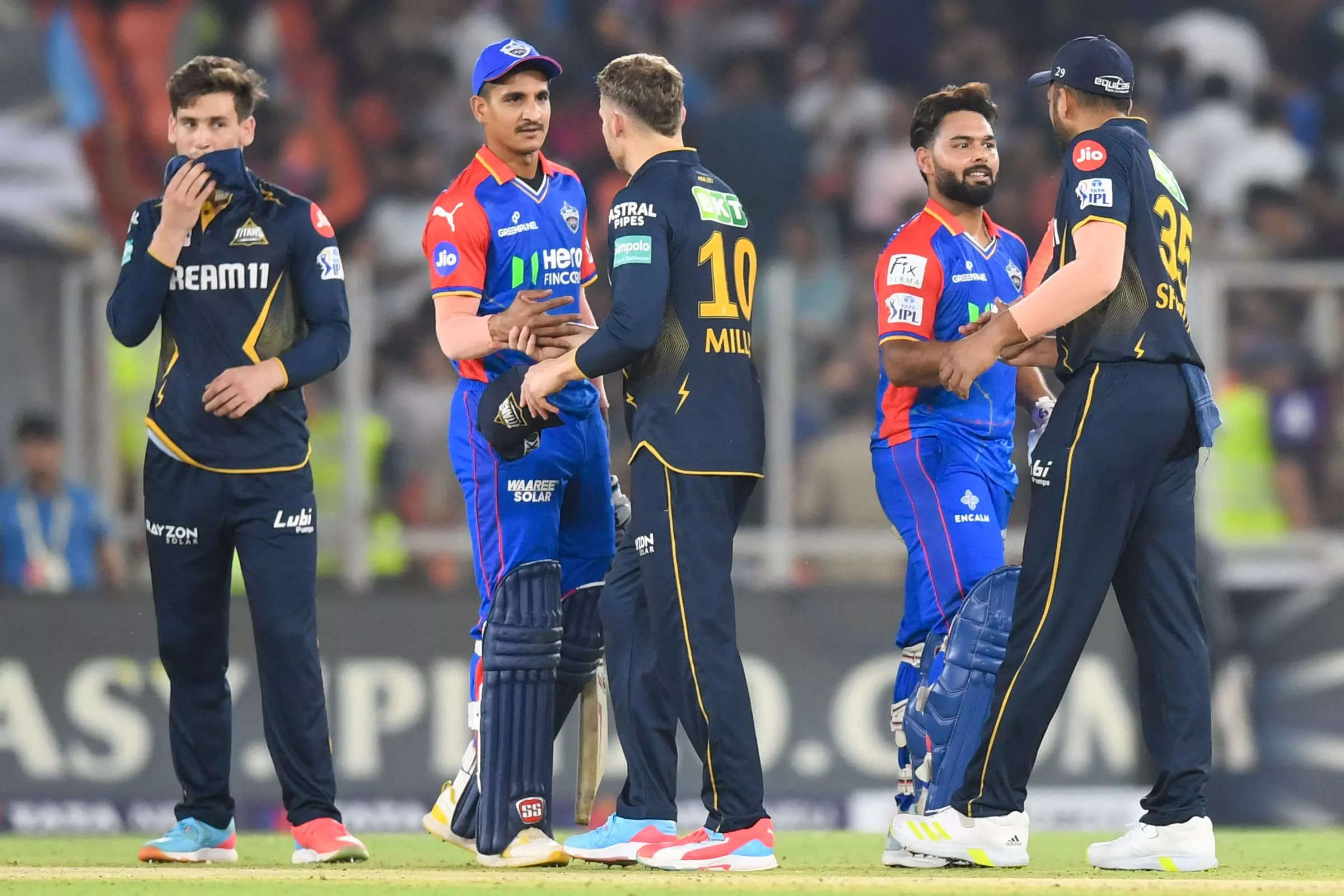 ipl 2024: bowlers shine as delhi capitals humble gujarat titans by six wickets