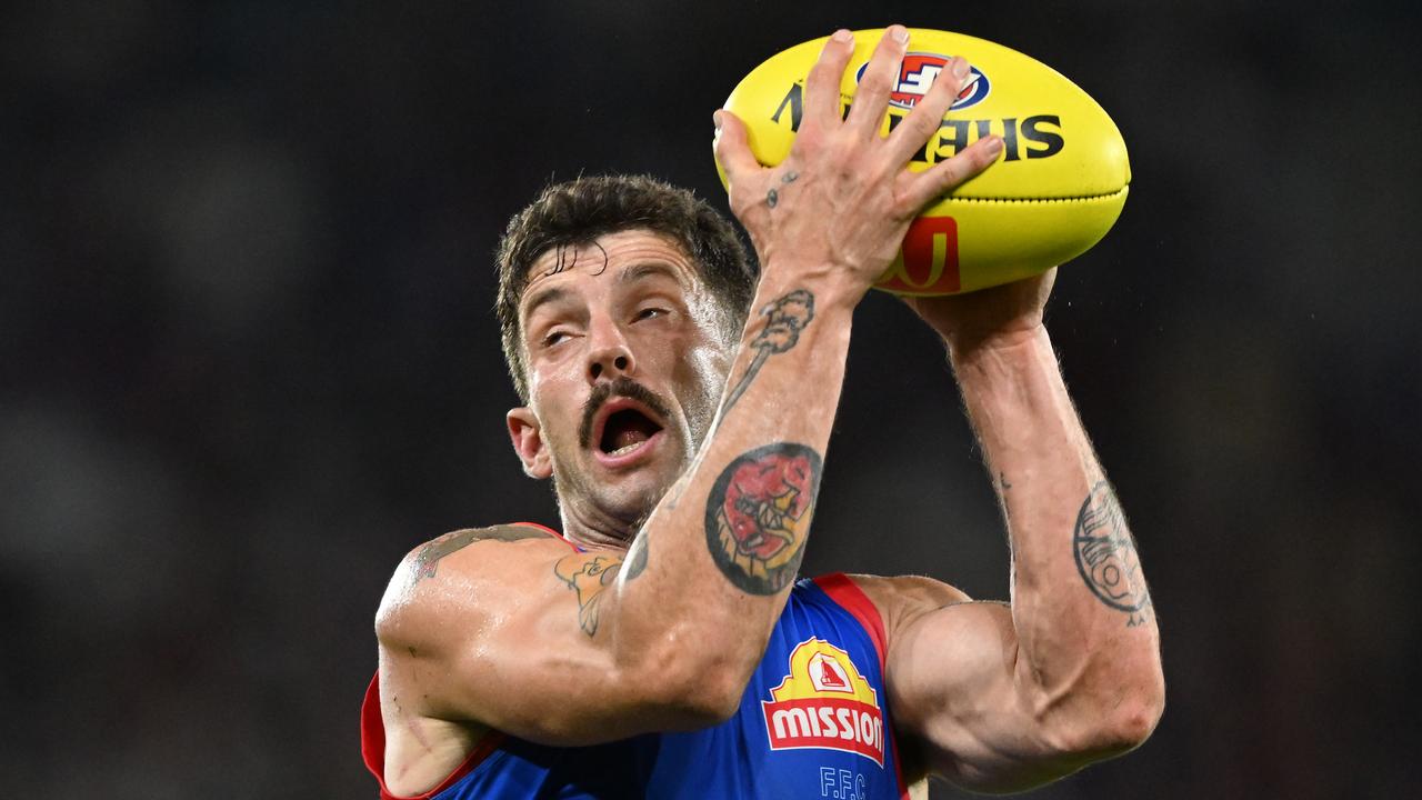 saints to face under-fire bulldogs in crucial afl clash