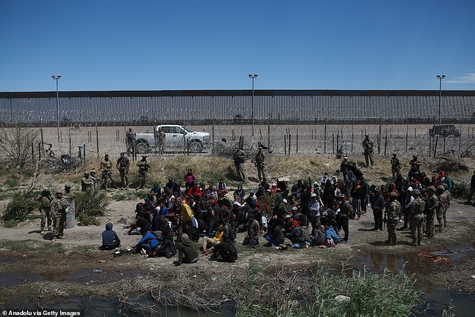 Cartel is recruiting US soldiers to smuggle migrants across the border