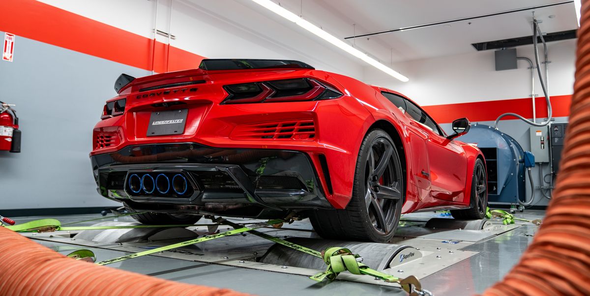 the first supercharged corvette e-ray makes an audacious sound on the dyno