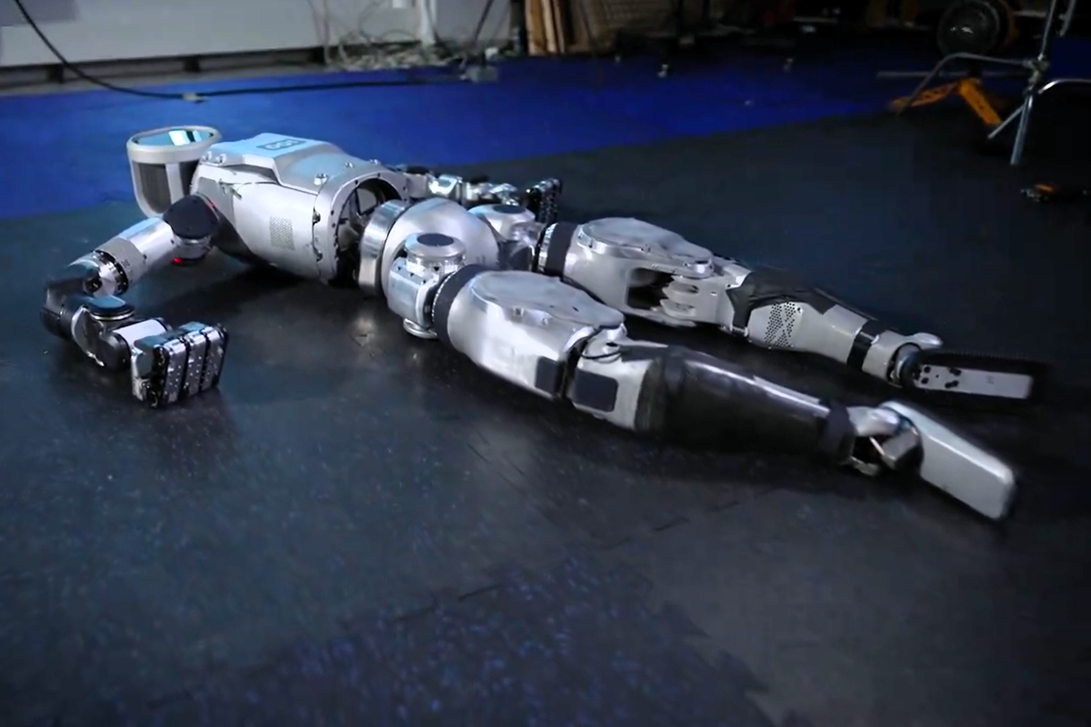 boston dynamics unveils ‘creepy’ robot to replace atlas