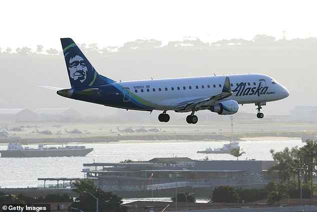 alaska airlines is grounded by faa due to 'technical problem'