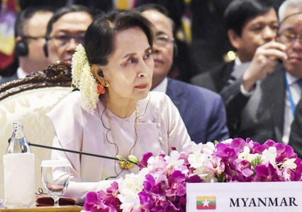 Aung San Suu Kyi Moved From Prison to House Arrest Due to Heat<br><br>