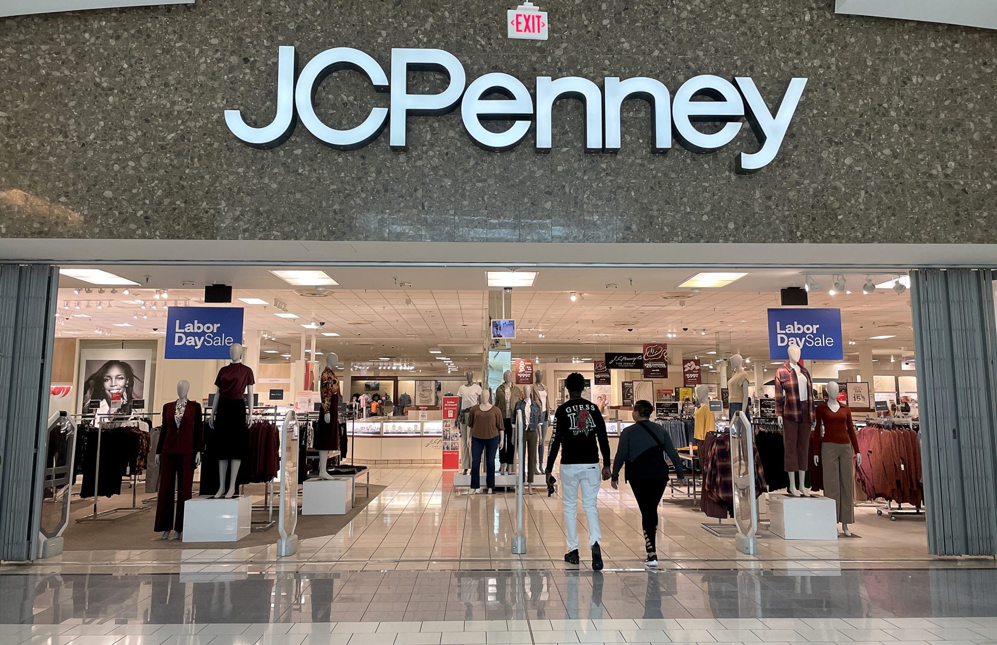 amazon, jcpenney expects to return half a billion dollars to customers this year