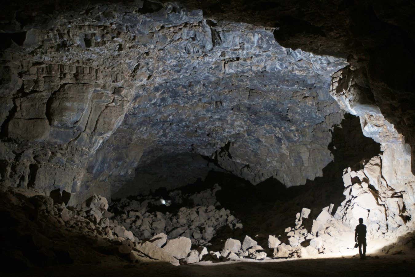 ancient humans lived inside a lava tube in the arabian desert
