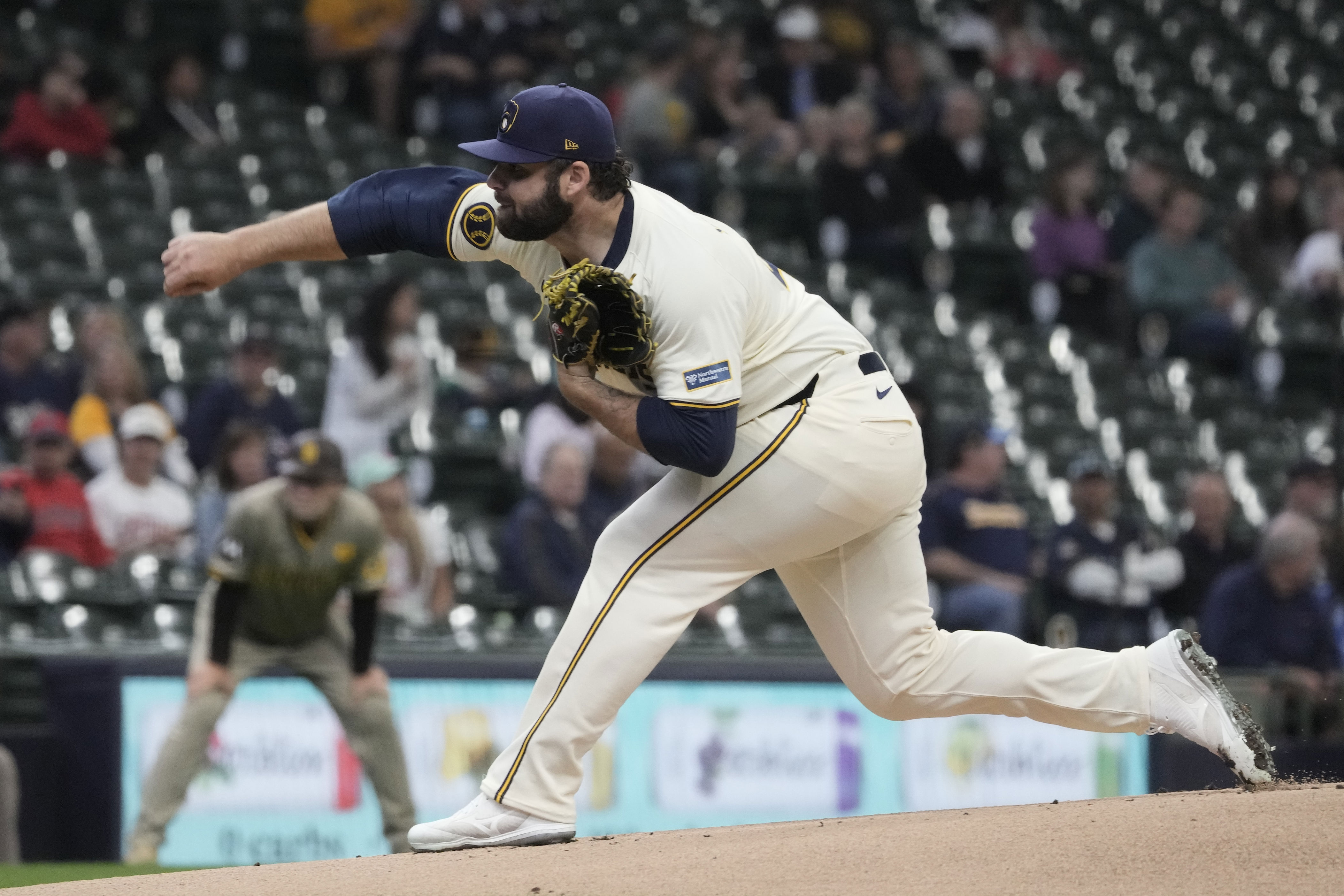 perkins singles in 8th to give brewers 1-0 win over padres, spoiling king's stellar pitching