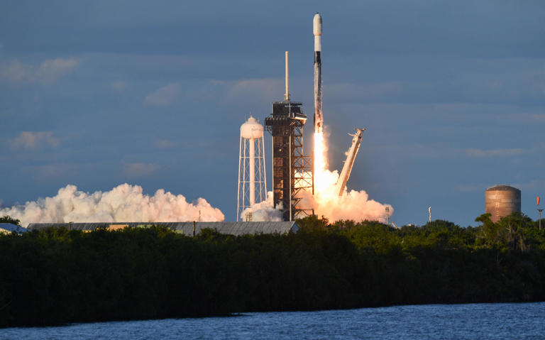 SpaceX delays Starlink launch attempt to Tuesday night amid windy ...