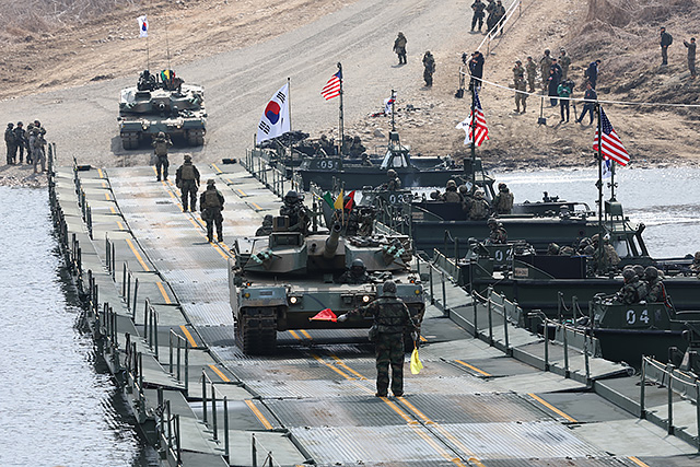 세계 5위 군사강국인 한국이 선택해야 할 길은?