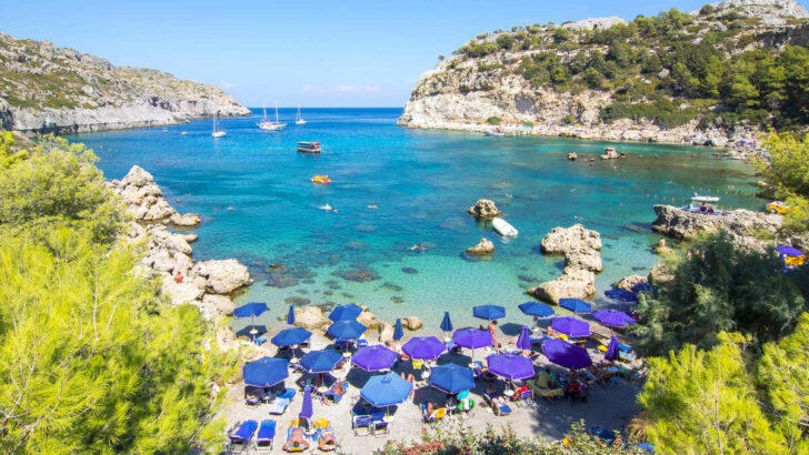 These 3 Gorgeous Islands In Greece Are Surging In Popularity This Year