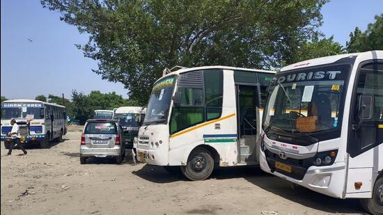 ghaziabad: transport department revokes decision to acquire private cars for polls