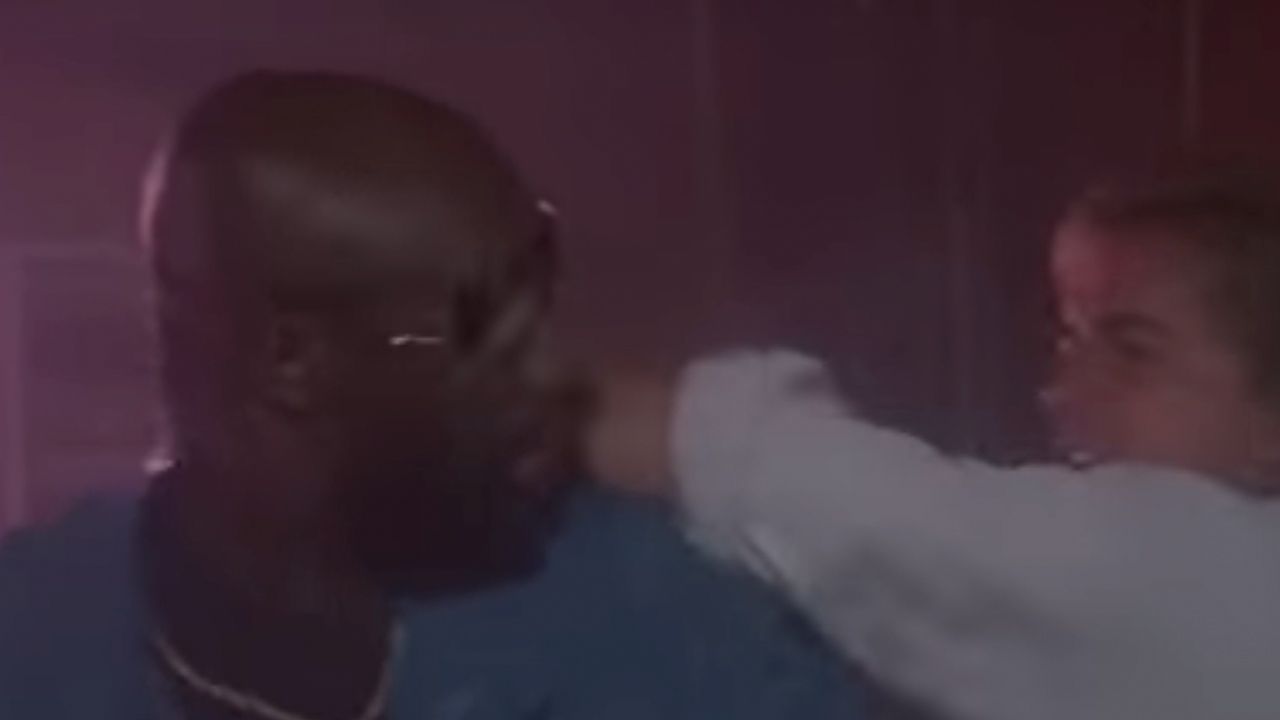 <p>                     Soul singer and Rock and Roll Hall of Fame member Isaac Hayes is no stranger to acting. For years he voiced Chef on <em>South Park</em>, and he had roles in legendary movies like <em>Escape from New York</em>, and <em>I'm Gonna Git You Sucka</em>. He also showed up in one episode of <em>Miami Vice</em>, playing a bad guy, which he was great at.                   </p>