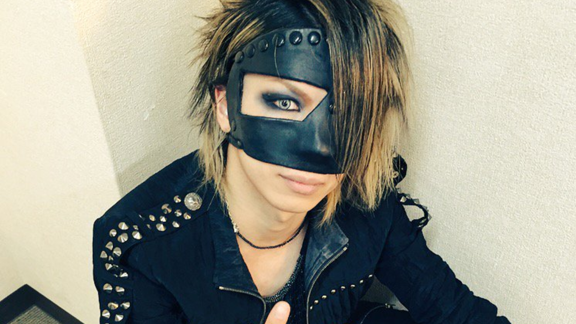 <p>Fans of Japanese rock have sad news to wake up to, as Reita from one of Japan’s biggest J-rock bands, ‘The Gazette', has been reported by Tokyo Weekender to have passed on April 15.</p> <p>Image: gazette05Reita / X</p>