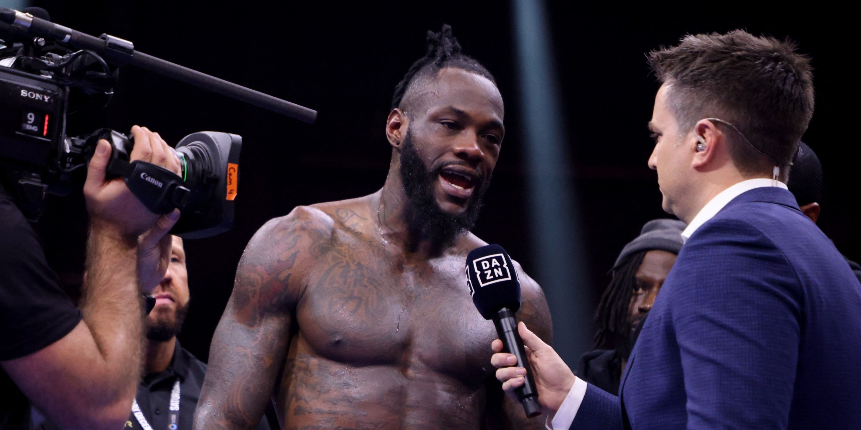 deontay wilder claims oleksandr usyk would be an 'easy night'