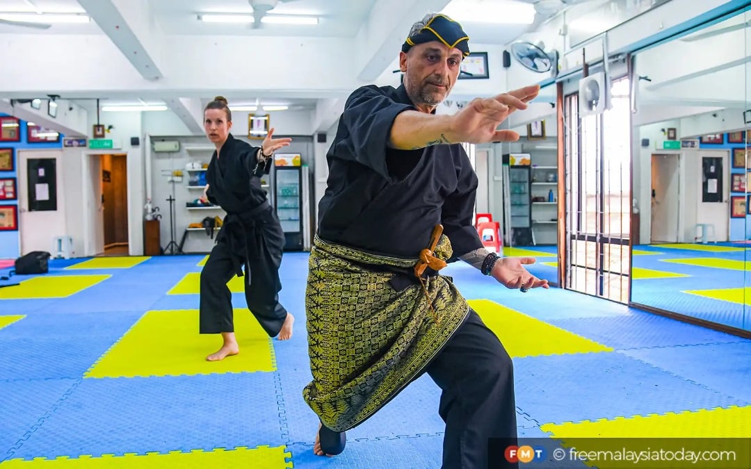 german kickboxing heroes embrace silat, malaysian culture