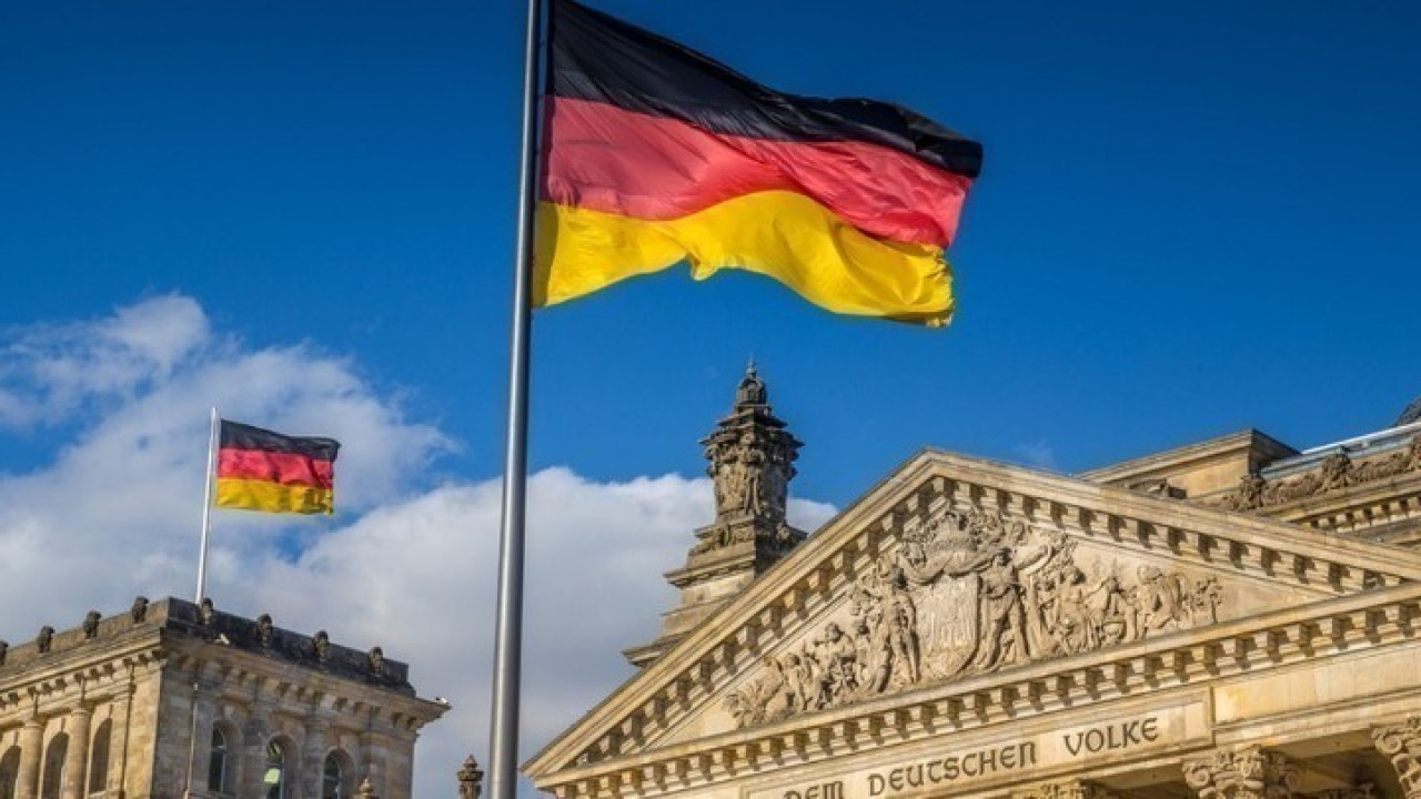 γερμανία: κενό ασφαλείας επέτρεψε την πρόσβαση σε πληροφορίες για τουλάχιστον 6.000 συσκέψεων του γερμανικού στρατού