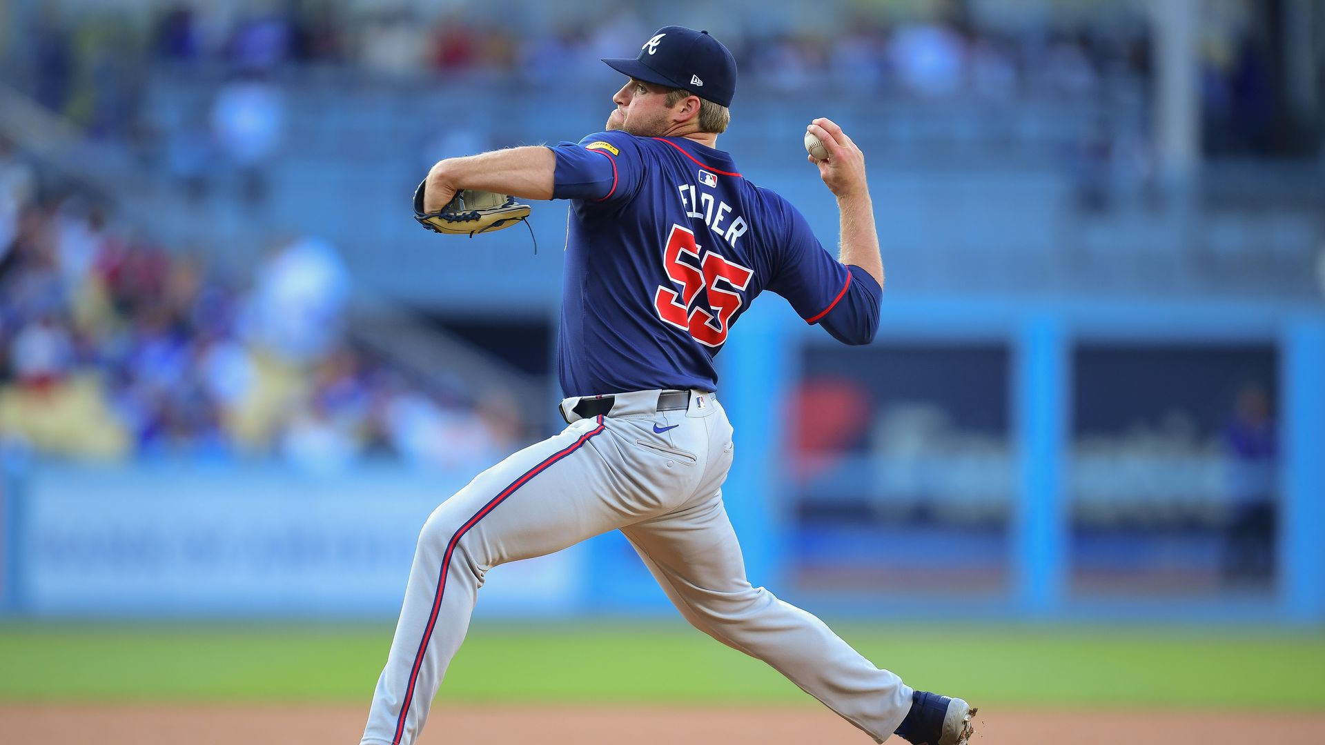 braves blown out in l.a. as losing skid continues