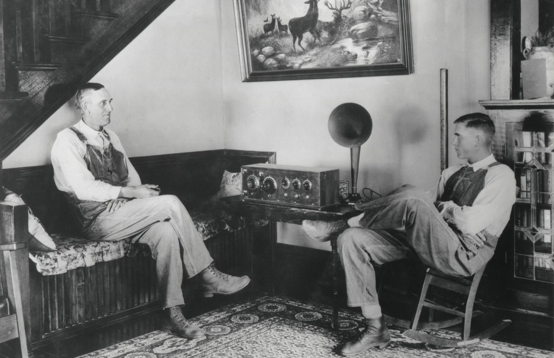 100 years ago stunning photos reveal life in the Roaring Twenties