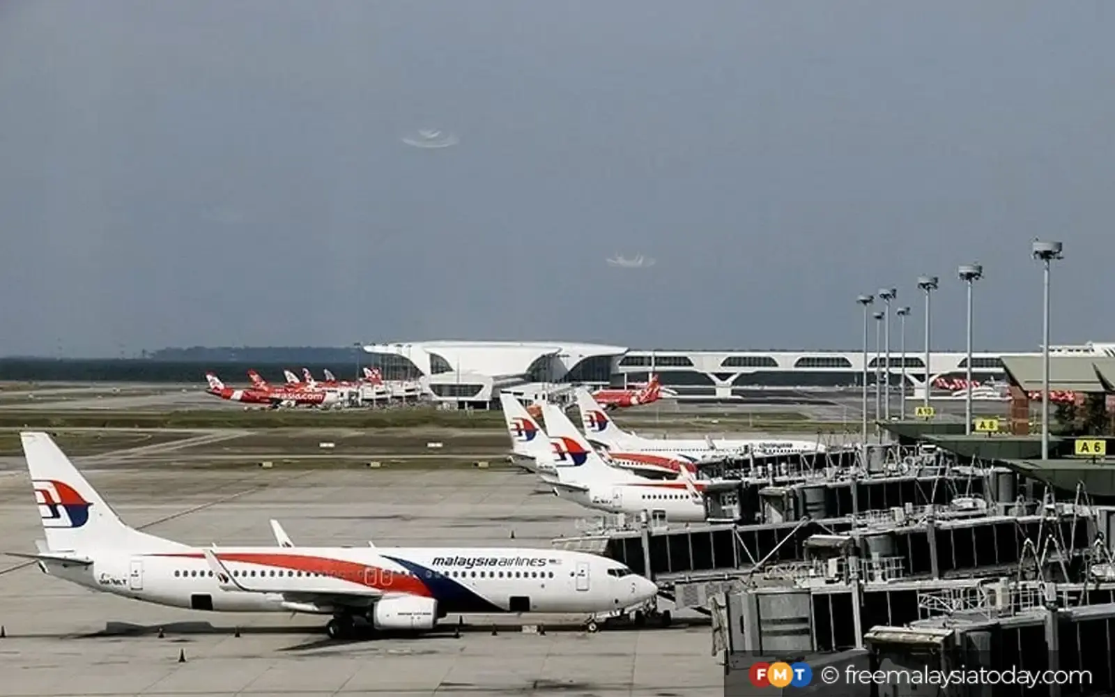 Numerous flights between KLIA and Sabah, as well as Sarawak, have been cancelled due to a volcanic eruption at Mount Ruang in Indonesia.