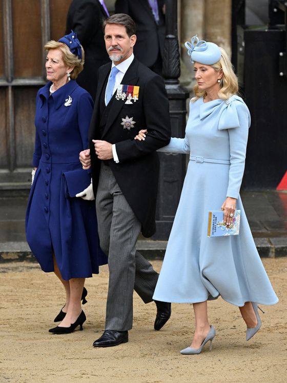 los vestidos más bonitos de la coronación de carlos iii y la recepción en buckingham: de la reina letizia a máxima de holanda