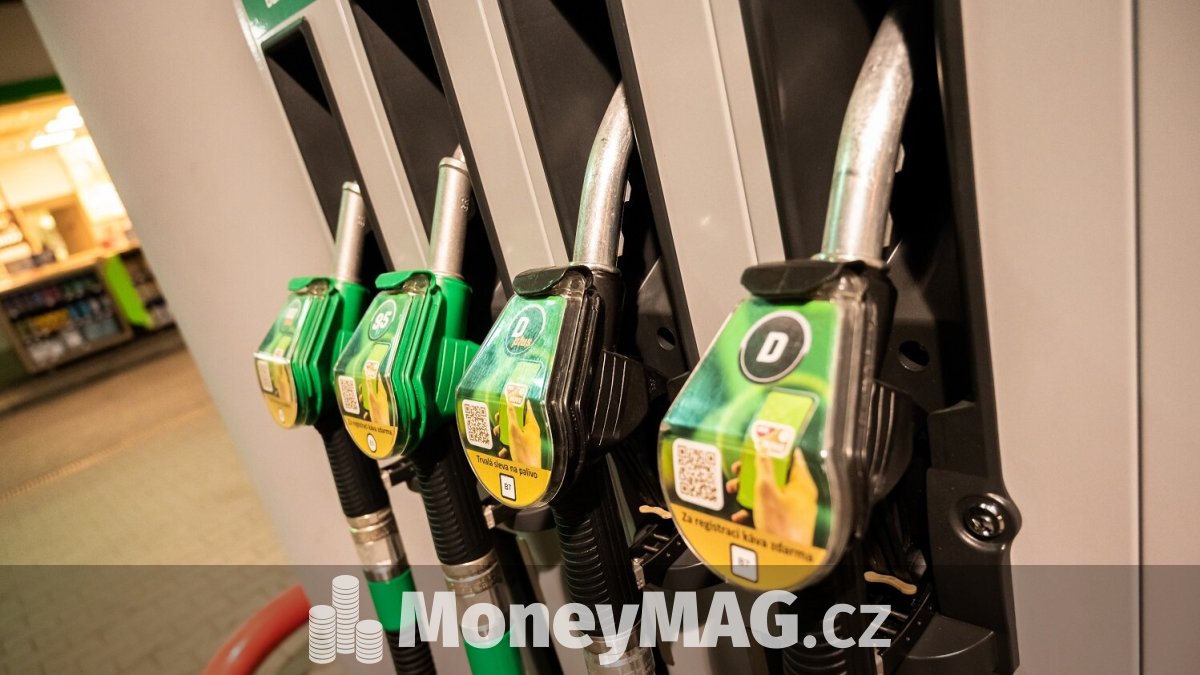 kolik budou v létě stát pohonné hmoty v česku?