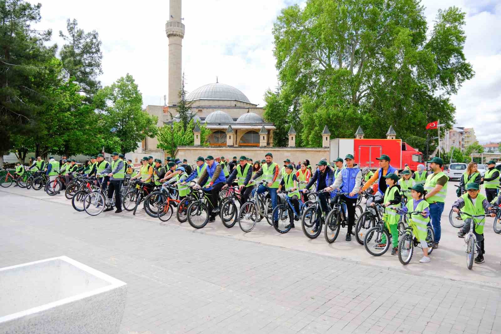 karaman’da 11. yeşilay bisiklet turu düzenlendi