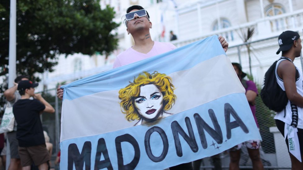 madonna's free brazil show draws 1.5 million fans