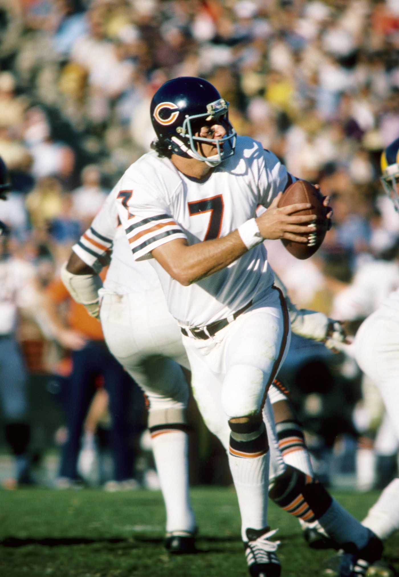 former bears quarterback bob avellini has passed away