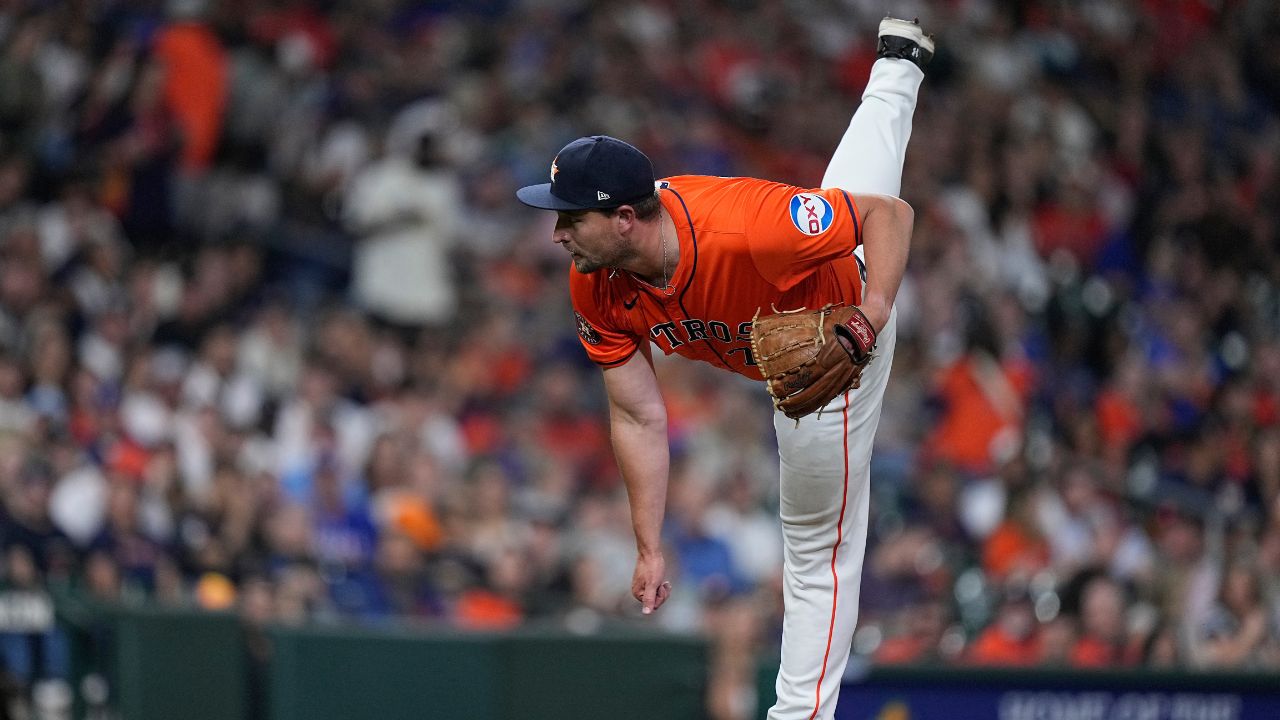 blue jays acquire rhp joel kuhnel from astros for cash considerations