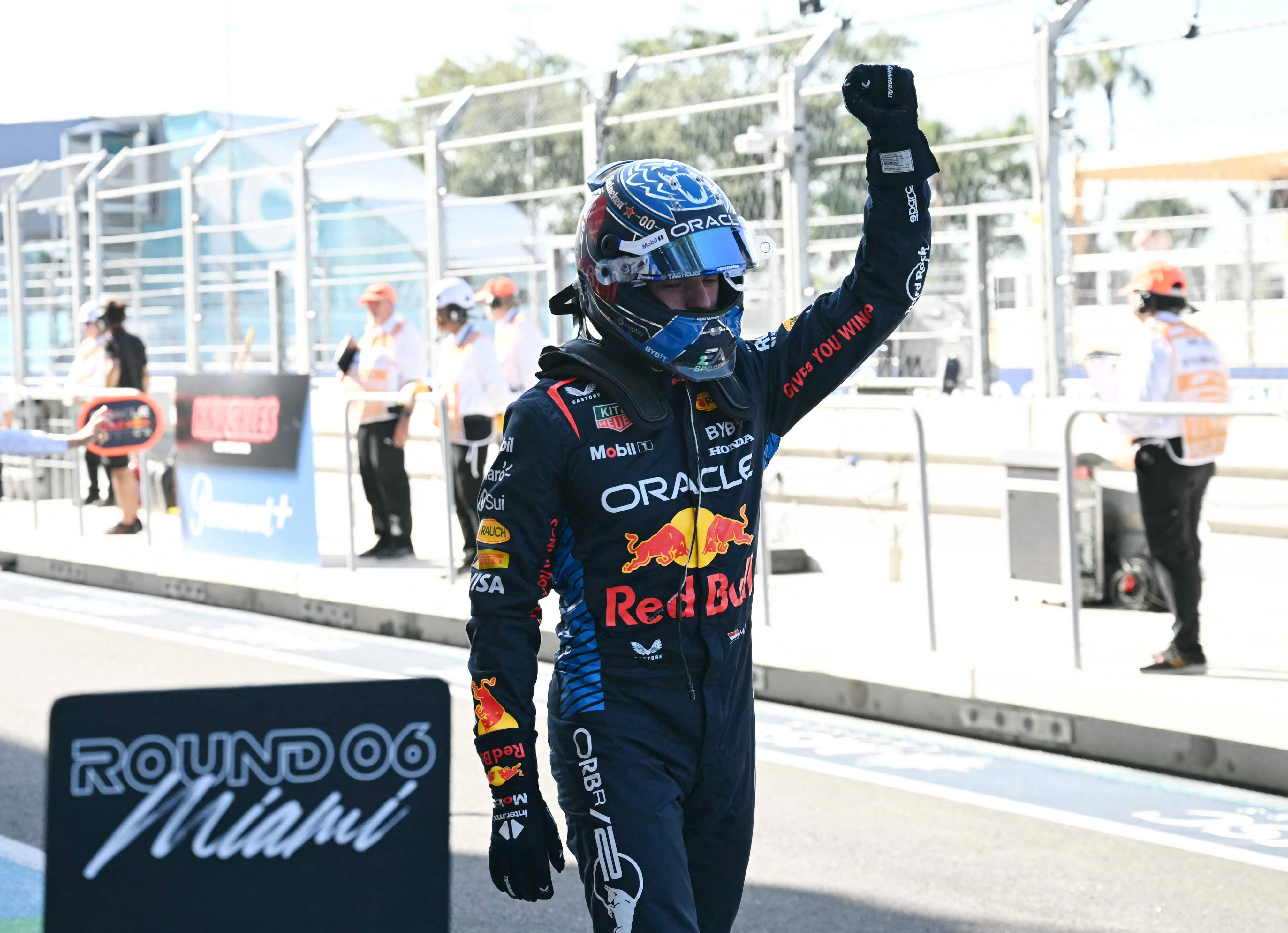 verstappen claims sprint victory and miami gp pole despite 'extremely difficult' lap