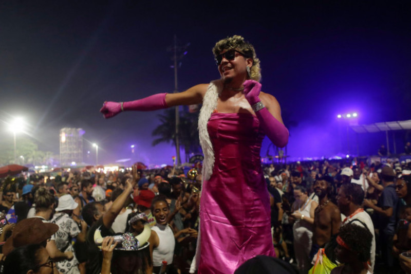 estimated crowd of over 1.5 million people turn out for free madonna concert in rio, brazil