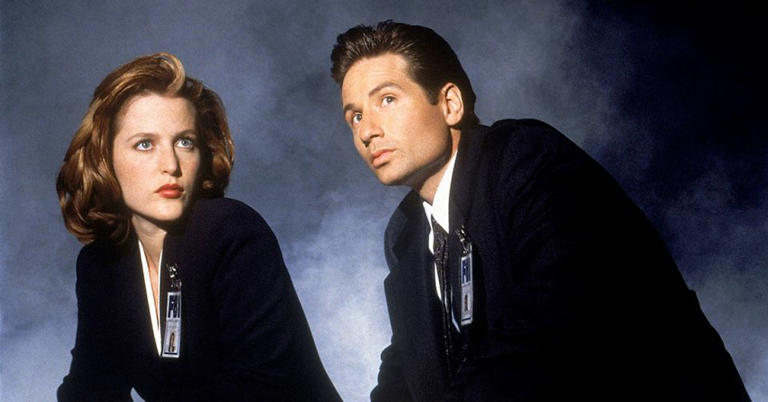 Τζίλιαν Άντερσον και Ντέιβιντ Ντουκόβνι στη σειρά «X-Files» 20th Century Fox Television