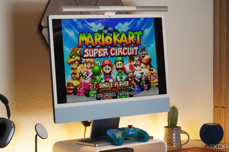 Mario Kart Super Circuit on an iMac.
