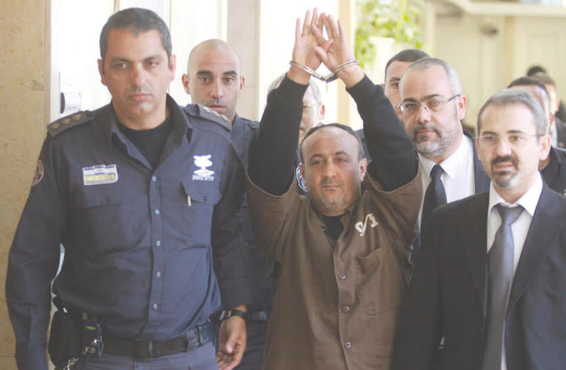 el terrorista marwan barghouti podría ser liberado por israel en un acuerdo de rehenes - informe