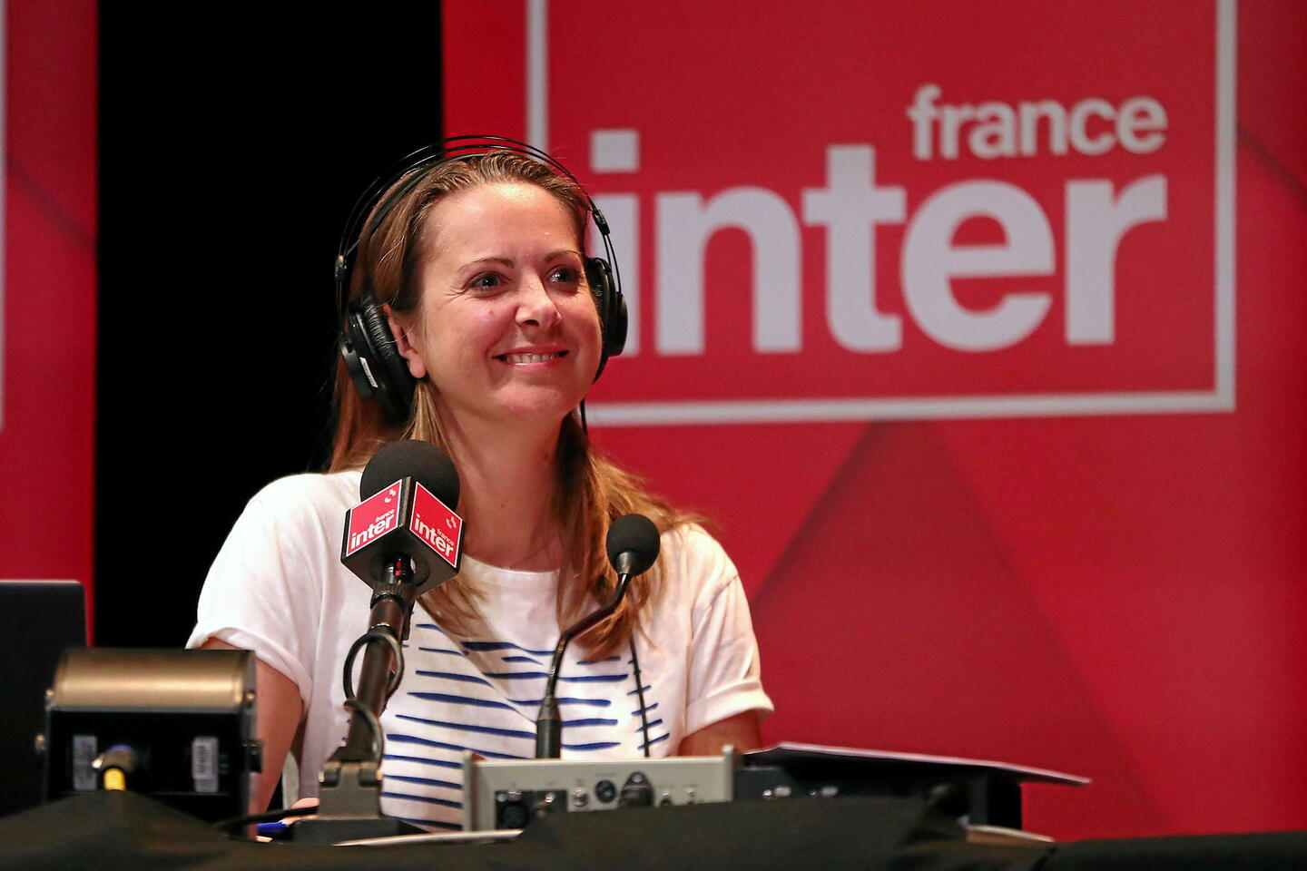 france inter : charline vanhoenacker consacre son émission à guillaume meurice
