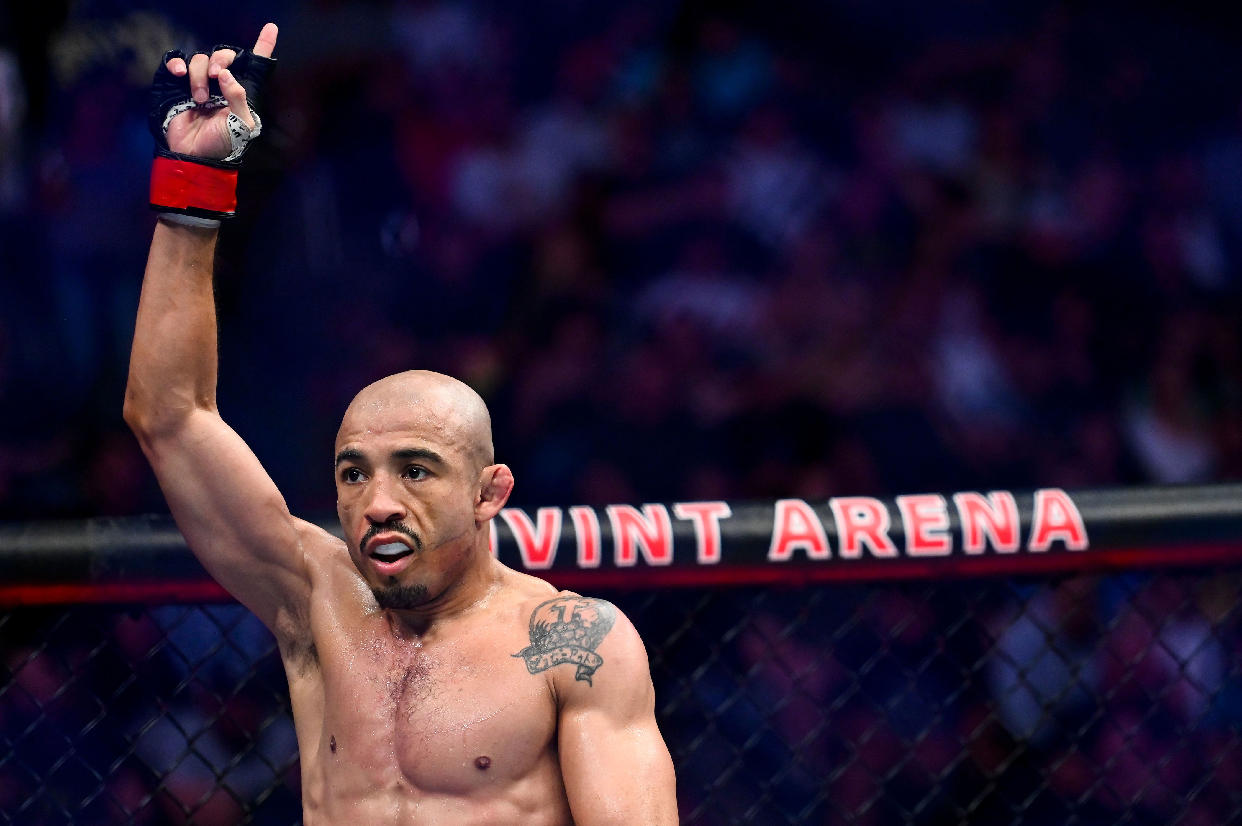 jose aldo wants dana white chat after finishing ufc deal with a big win