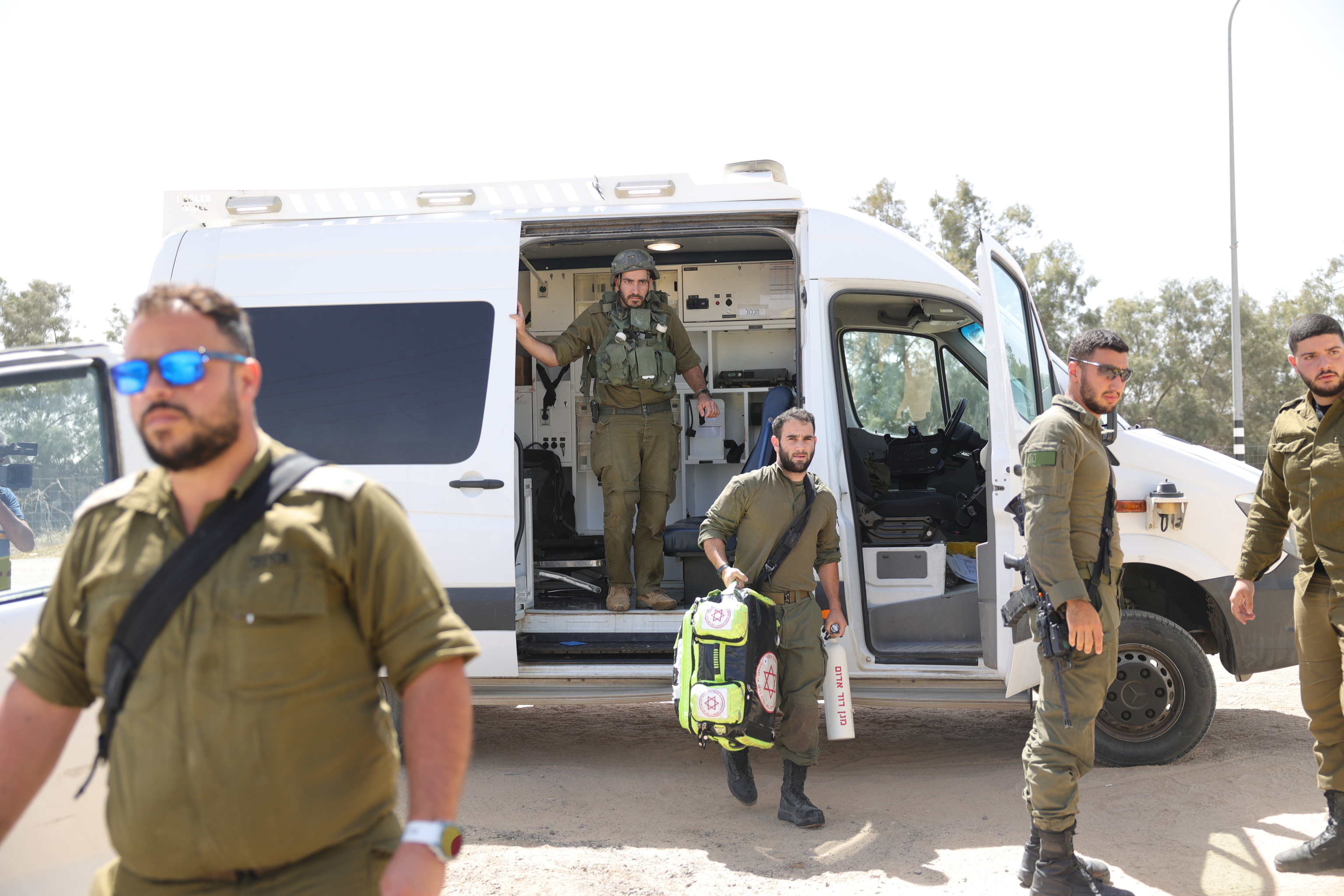 tre soldati israeliani uccisi in attacco a confine con gaza