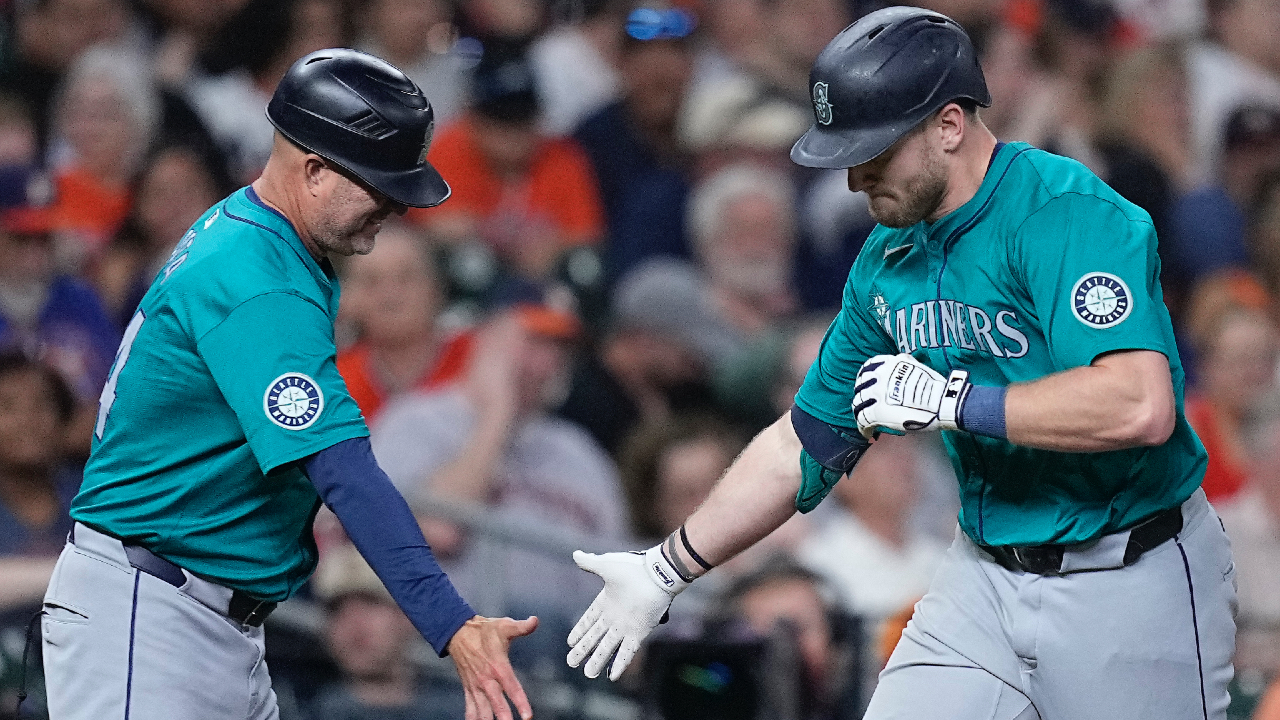 mlb roundup: mariners beat astros thanks to ninth-inning raleigh homer