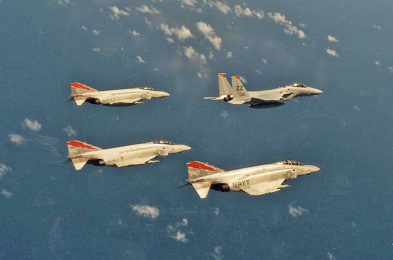 Top 10: The finest fighter aircraft of 1985