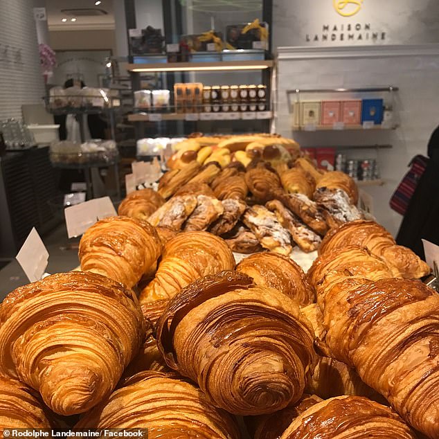 french foodies up in arms after bakery chain launches vegan croissant